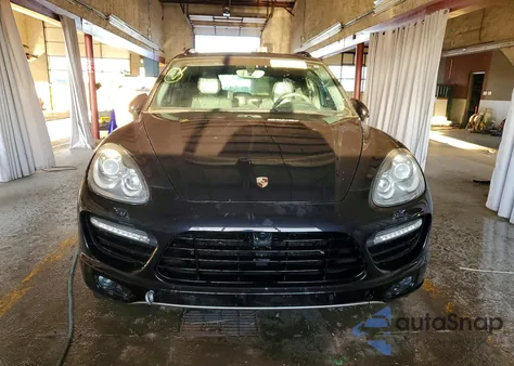 2014 Porsche Cayenne Turbo z USA, uszkodzony, nr VIN WP1AC2A23ELA80597